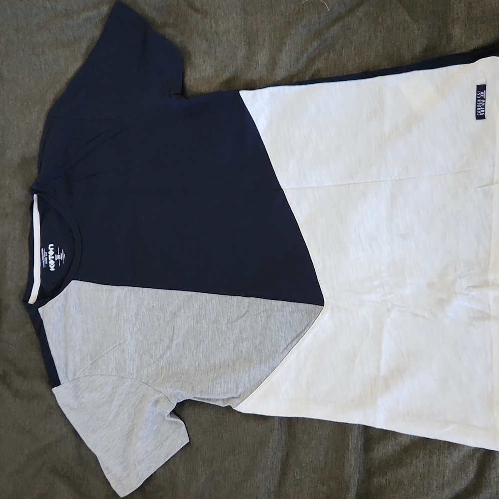 Colorblocked t shirt